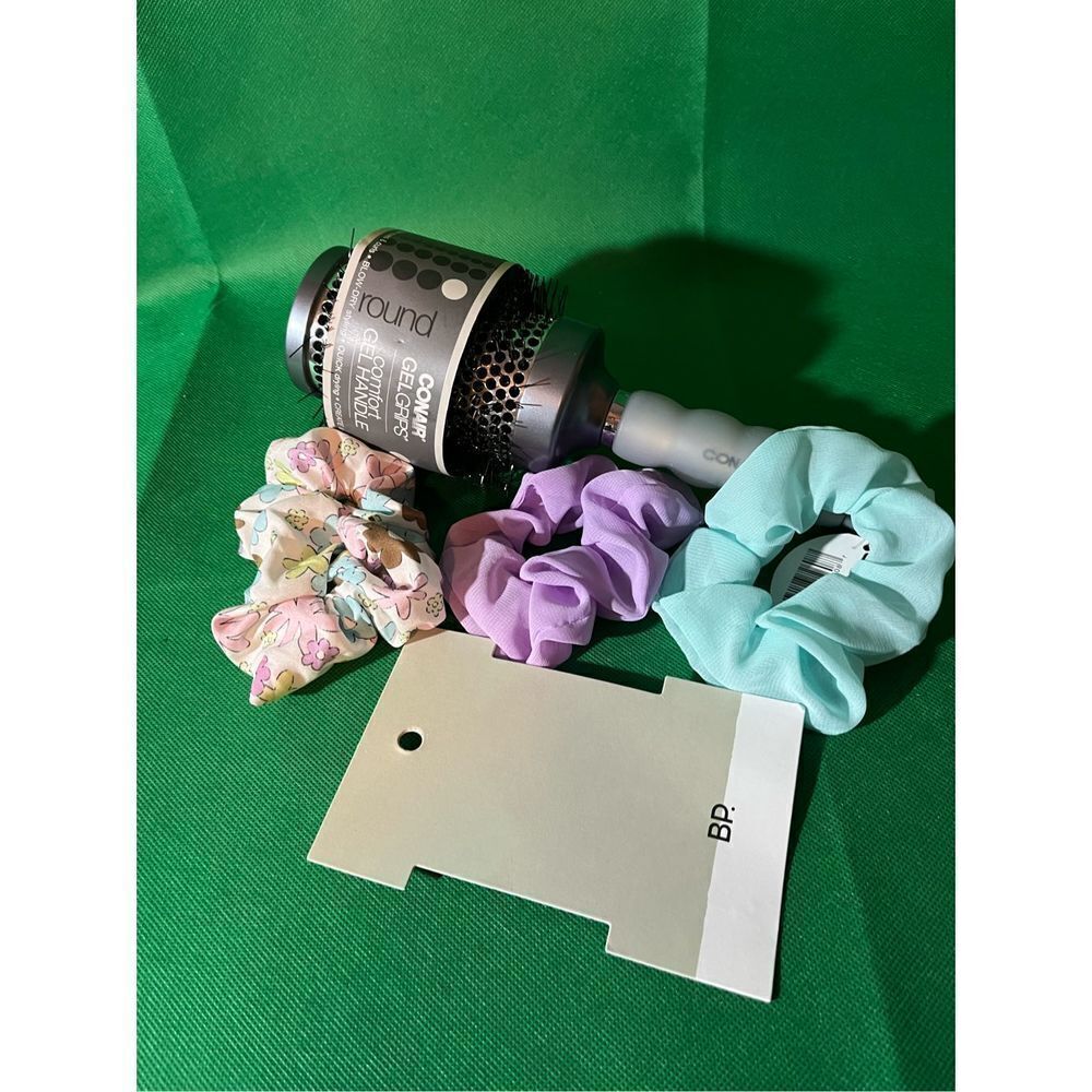 Con air Hair Brush BP Scrunchies lot 2
